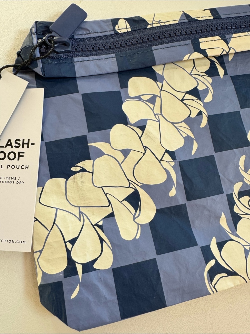 Aloha Collection "Overlei" Small Pouch - Current/Navy Blue Checkered NWT HTF - Picture 3 of 5
